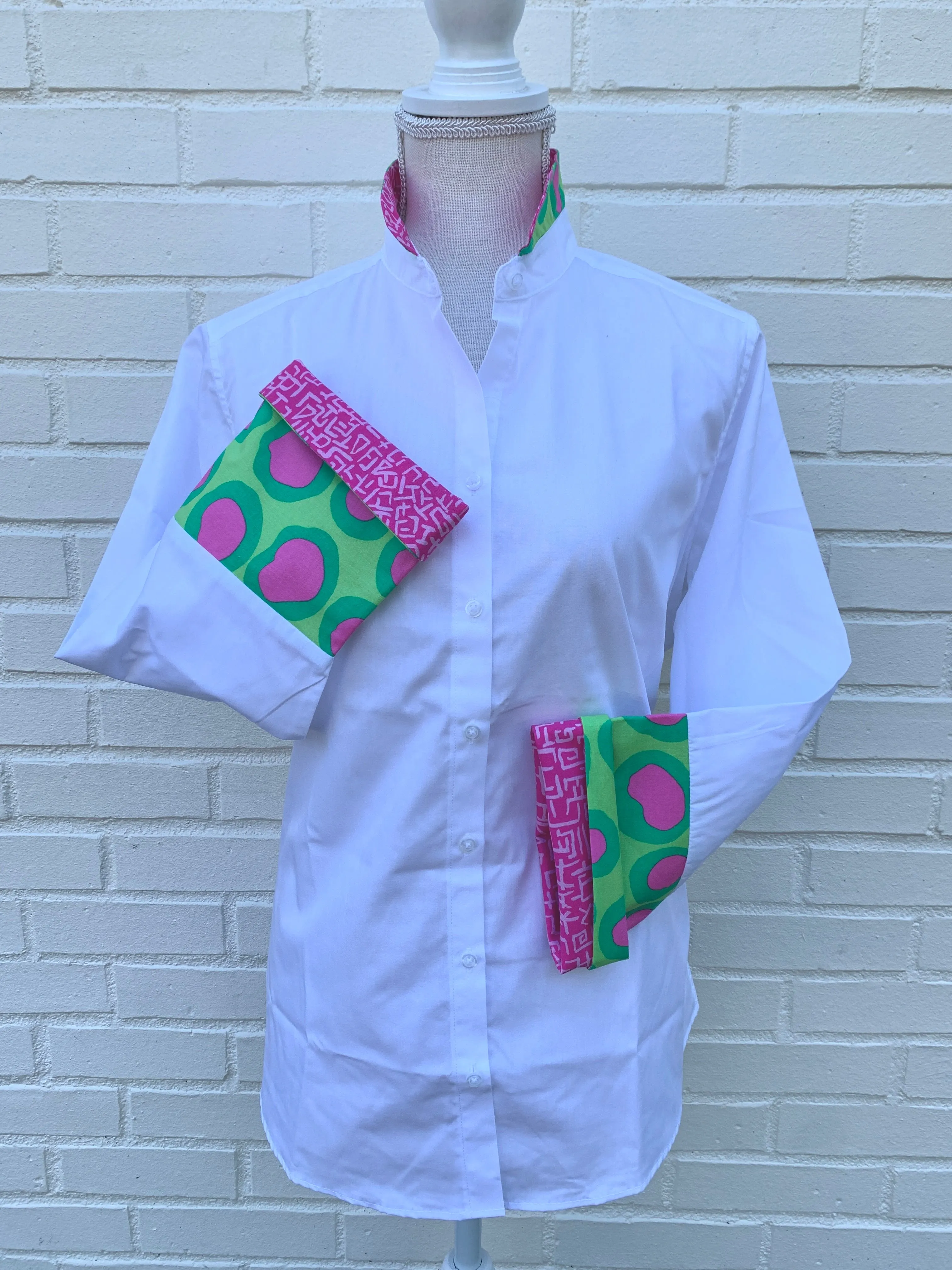 Beth Bell Sleeve - White w/Pink Geo & Green Pink Circle (LB40)