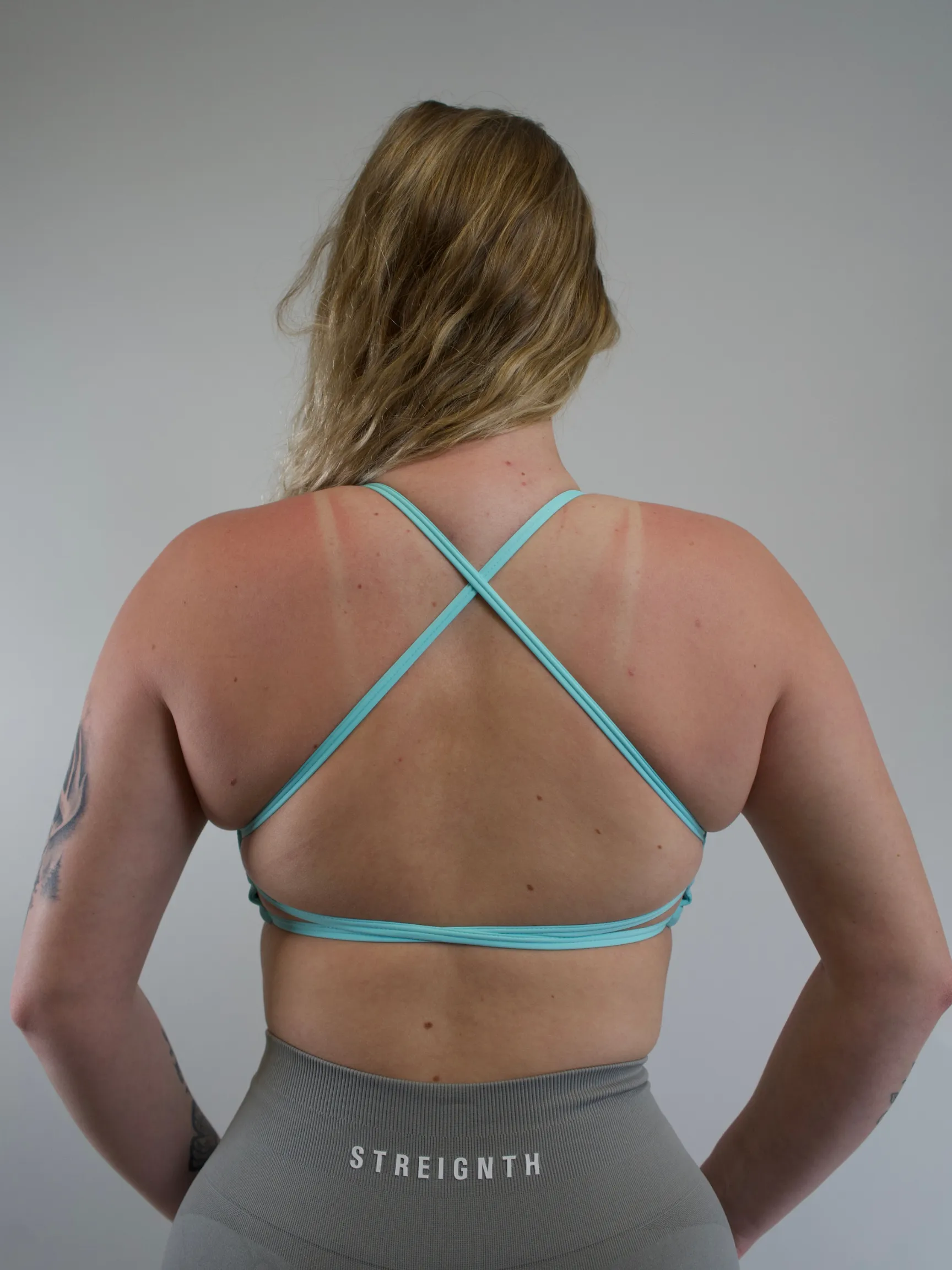 NEW- STREIGNTH" BACKLESS SPORTS BRA