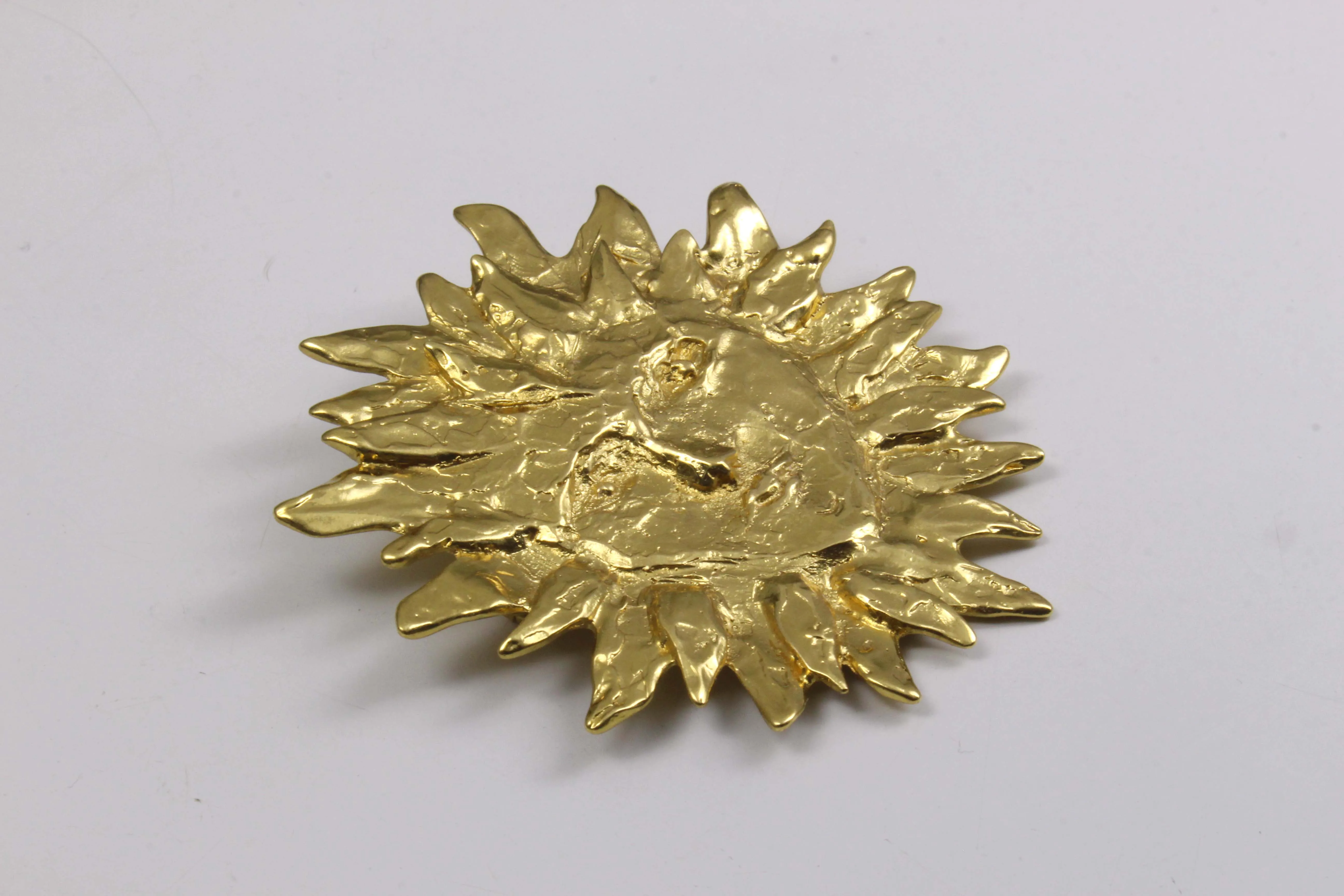 YVES SAINT LAURENT sun face brooch pendant